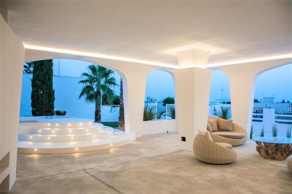 B&B Valentino Luxury Rooms By Salentolimit Porto Cesareo Eksteriør bilde