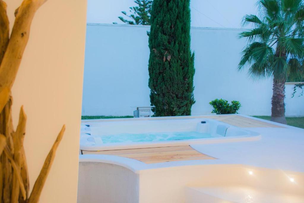 B&B Valentino Luxury Rooms By Salentolimit Porto Cesareo Eksteriør bilde
